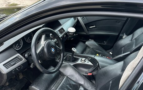 BMW 5 серия, 2004 год, 750 000 рублей, 7 фотография