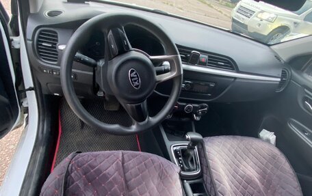 KIA Rio IV, 2019 год, 1 580 000 рублей, 10 фотография