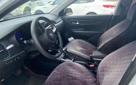 KIA Rio IV, 2019 год, 1 580 000 рублей, 9 фотография
