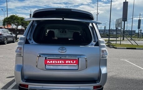 Toyota Land Cruiser Prado 150 рестайлинг 2, 2011 год, 3 250 000 рублей, 28 фотография
