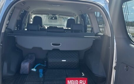 Toyota Land Cruiser Prado 150 рестайлинг 2, 2011 год, 3 250 000 рублей, 27 фотография