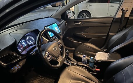 Hyundai Solaris II рестайлинг, 2018 год, 1 300 000 рублей, 7 фотография