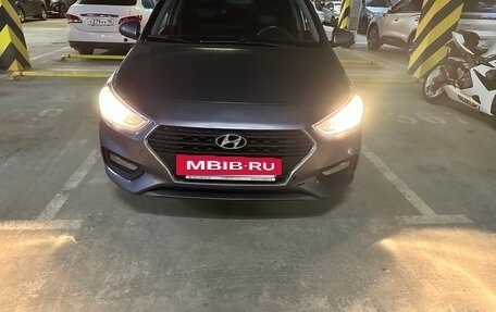 Hyundai Solaris II рестайлинг, 2018 год, 1 300 000 рублей, 2 фотография