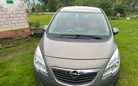 Opel Meriva, 2012 год, 550 000 рублей, 1 фотография