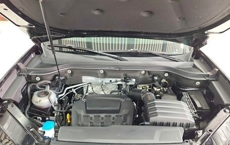 Volkswagen Teramont I, 2024 год, 4 647 000 рублей, 17 фотография