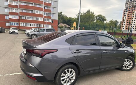 Hyundai Solaris II рестайлинг, 2021 год, 1 300 000 рублей, 3 фотография
