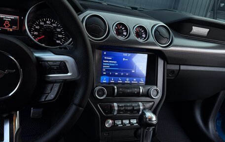 Ford Mustang VI рестайлинг, 2019 год, 3 150 000 рублей, 5 фотография