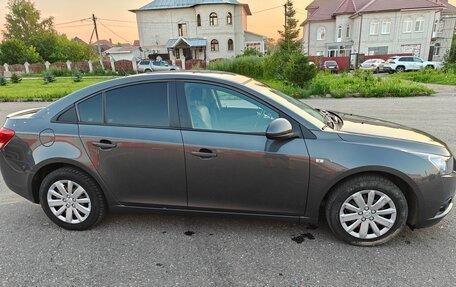Chevrolet Cruze II, 2011 год, 799 000 рублей, 6 фотография