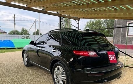 Infiniti FX I, 2004 год, 1 000 000 рублей, 8 фотография