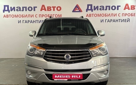 SsangYong Stavic, 2014 год, 1 370 000 рублей, 2 фотография