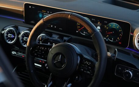 Mercedes-Benz A-Класс AMG, 2019 год, 3 500 000 рублей, 5 фотография