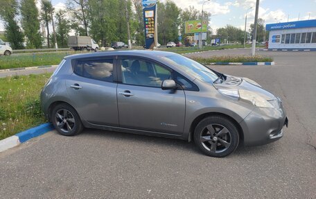 Nissan Leaf I, 2013 год, 775 000 рублей, 2 фотография