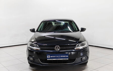 Volkswagen Jetta VI, 2014 год, 911 000 рублей, 3 фотография
