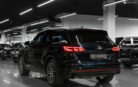Volkswagen Touareg III, 2018 год, 5 000 000 рублей, 4 фотография