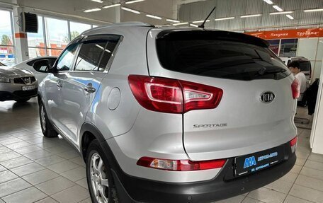 KIA Sportage III, 2010 год, 900 000 рублей, 8 фотография