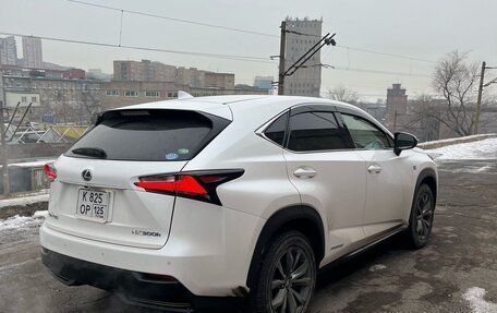 Lexus NX I, 2015 год, 2 700 000 рублей, 3 фотография