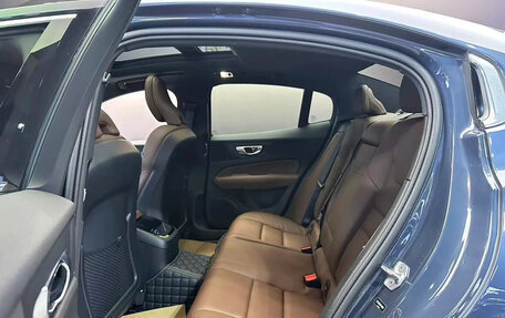 Volvo S60 III, 2022 год, 2 931 000 рублей, 6 фотография
