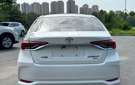 Toyota Corolla, 2021 год, 1 405 000 рублей, 5 фотография
