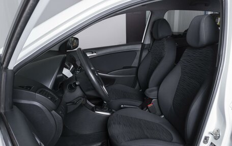Hyundai Solaris II рестайлинг, 2015 год, 1 159 000 рублей, 10 фотография