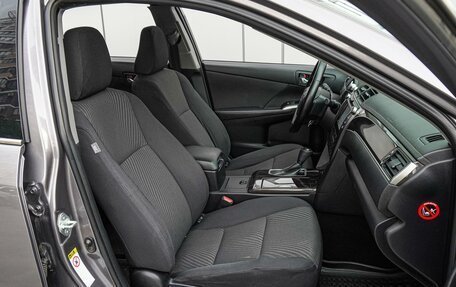 Toyota Camry, 2016 год, 1 990 000 рублей, 8 фотография