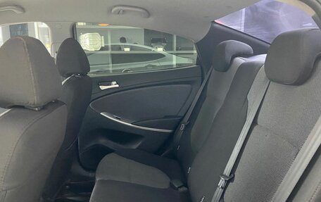 Hyundai Solaris II рестайлинг, 2011 год, 620 000 рублей, 14 фотография