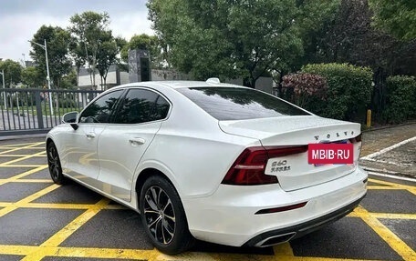 Volvo S60 III, 2022 год, 3 120 690 рублей, 5 фотография