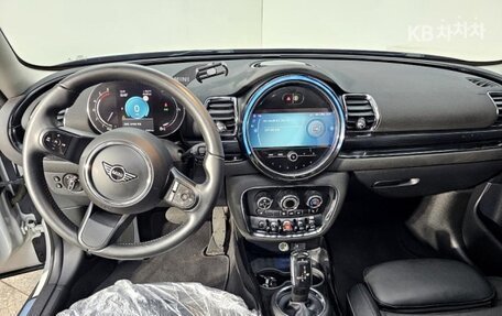 MINI Clubman, 2023 год, 3 050 000 рублей, 5 фотография