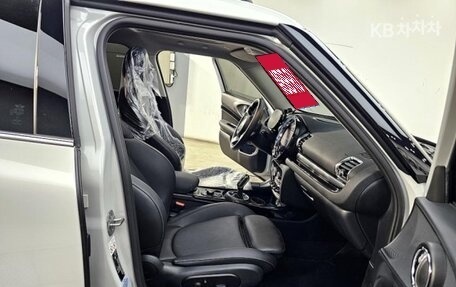 MINI Clubman, 2023 год, 3 050 000 рублей, 10 фотография