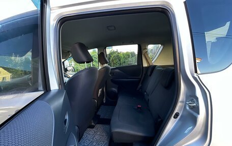 Toyota Ractis I, 2009 год, 550 000 рублей, 6 фотография