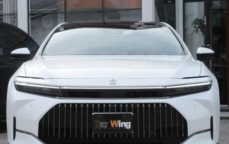 Toyota Crown, 2025 год, 4 520 000 рублей, 2 фотография