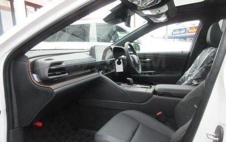 Toyota Crown, 2025 год, 4 520 000 рублей, 9 фотография