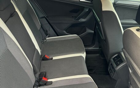 Volkswagen Tiguan II, 2020 год, 2 300 000 рублей, 4 фотография