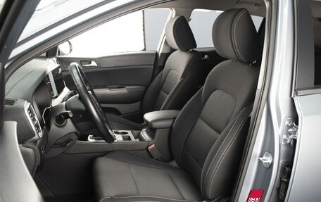 KIA Sportage IV рестайлинг, 2020 год, 2 150 000 рублей, 10 фотография