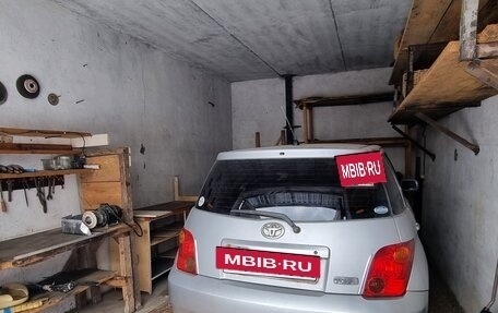 Toyota Ist II, 2002 год, 470 000 рублей, 2 фотография