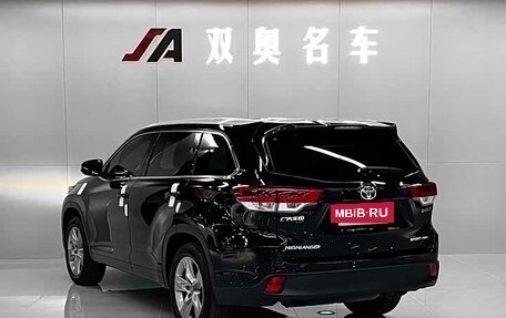 Toyota Highlander III, 2021 год, 3 040 000 рублей, 5 фотография