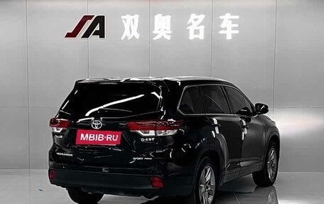 Toyota Highlander III, 2021 год, 3 040 000 рублей, 6 фотография