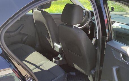 Skoda Rapid I, 2014 год, 920 000 рублей, 13 фотография