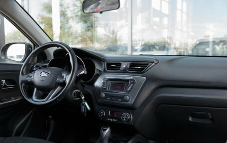 KIA Rio III рестайлинг, 2012 год, 1 100 000 рублей, 10 фотография