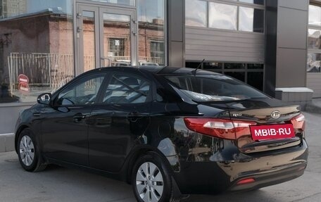 KIA Rio III рестайлинг, 2012 год, 1 100 000 рублей, 7 фотография