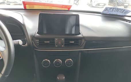 Mazda CX-4, 2021 год, 1 700 000 рублей, 11 фотография