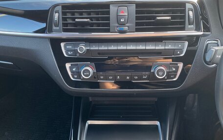 BMW 1 серия, 2018 год, 1 610 000 рублей, 8 фотография