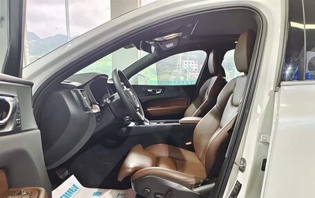 Volvo XC60 II, 2022 год, 2 499 777 рублей, 8 фотография