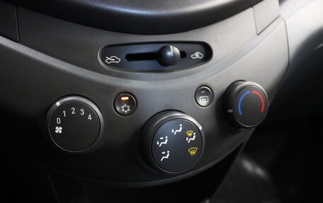 Chevrolet Spark III, 2013 год, 673 000 рублей, 10 фотография