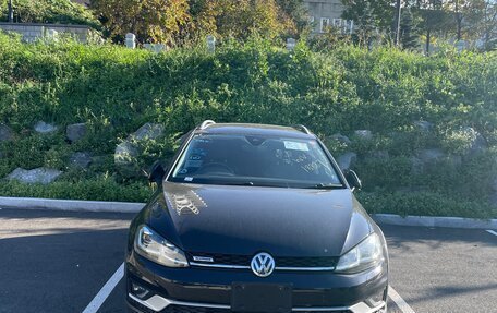 Volkswagen Golf VII, 2018 год, 1 800 000 рублей, 2 фотография