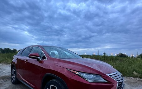 Lexus RX IV рестайлинг, 2017 год, 3 800 000 рублей, 2 фотография