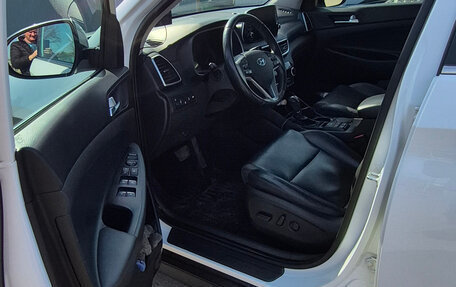 Hyundai Tucson III, 2019 год, 2 370 000 рублей, 3 фотография