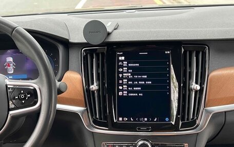 Volvo S90 II рестайлинг, 2022 год, 2 999 777 рублей, 11 фотография
