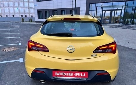 Opel Astra J, 2011 год, 800 000 рублей, 6 фотография