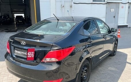 Hyundai Solaris II рестайлинг, 2016 год, 870 000 рублей, 4 фотография