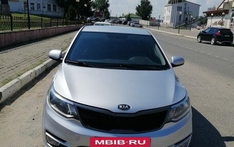 KIA Rio III рестайлинг, 2017 год, 1 050 000 рублей, 2 фотография